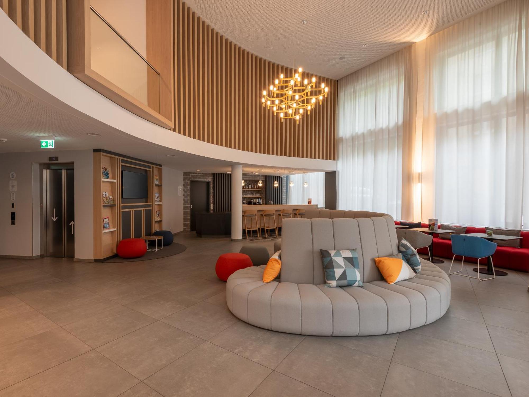 Holiday Inn Express Heilbronn By Ihg Exterior foto