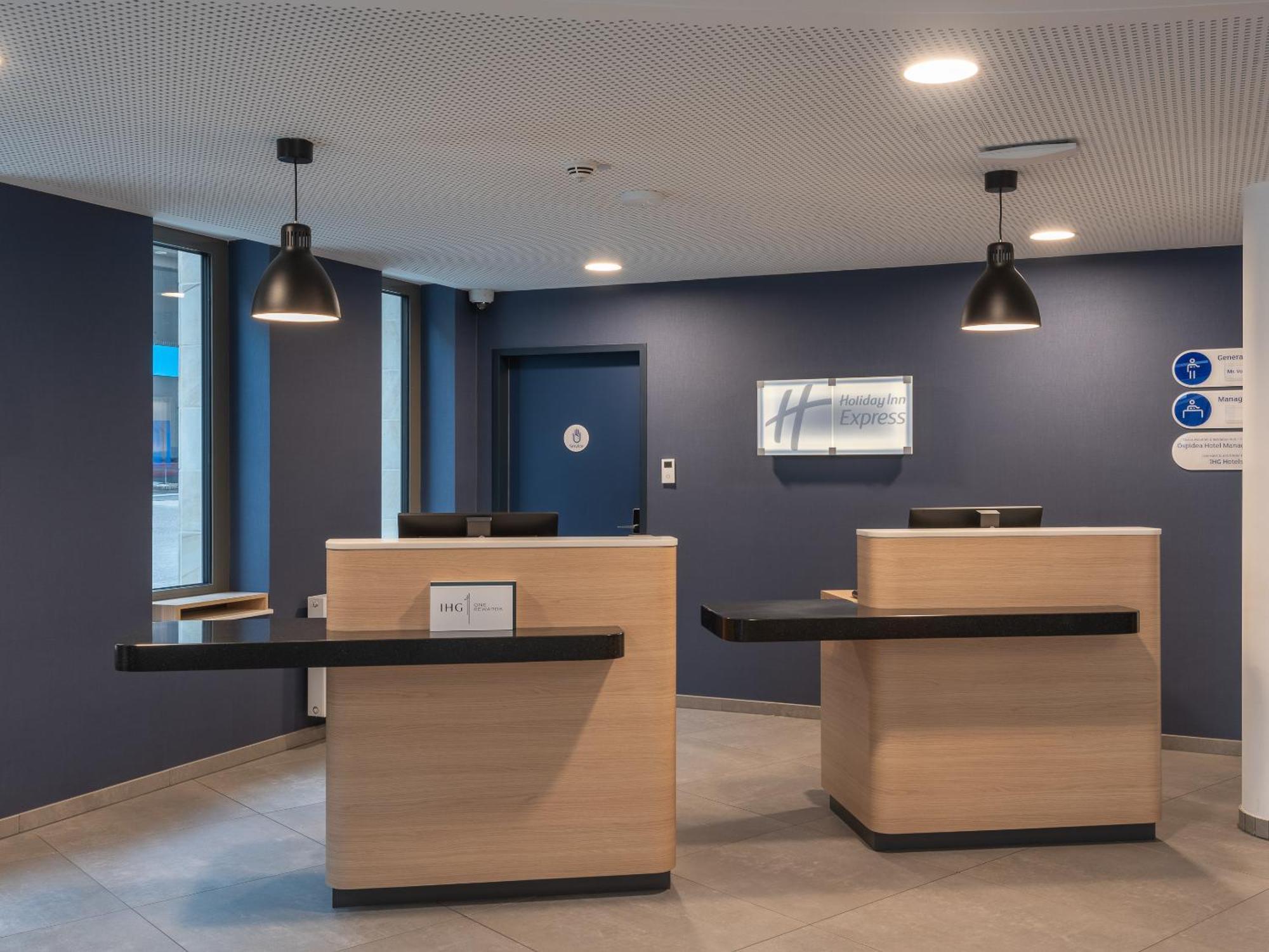 Holiday Inn Express Heilbronn By Ihg Exterior foto