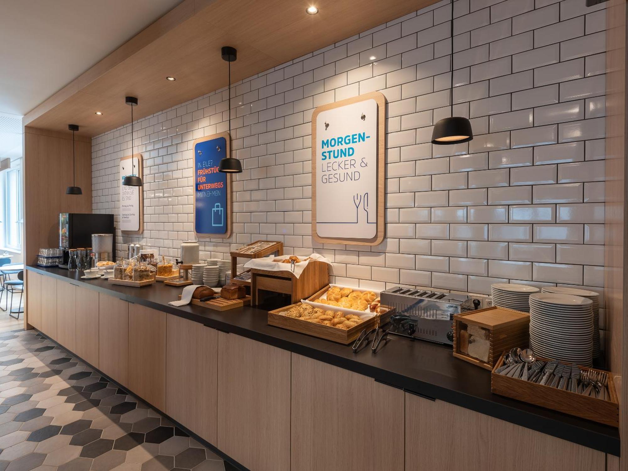 Holiday Inn Express Heilbronn By Ihg Exterior foto